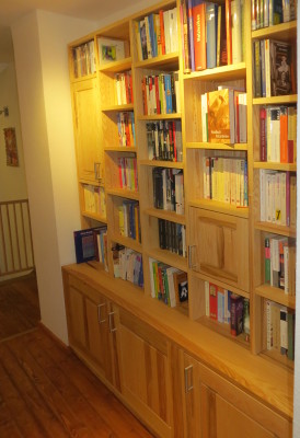Bücherregal aus Escheholz