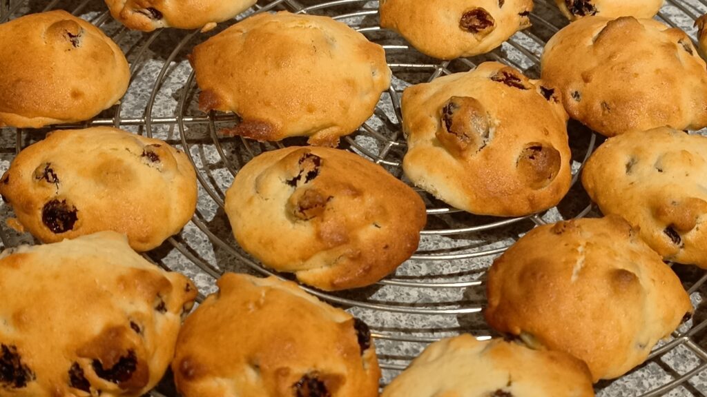 Rosinenbrötchen